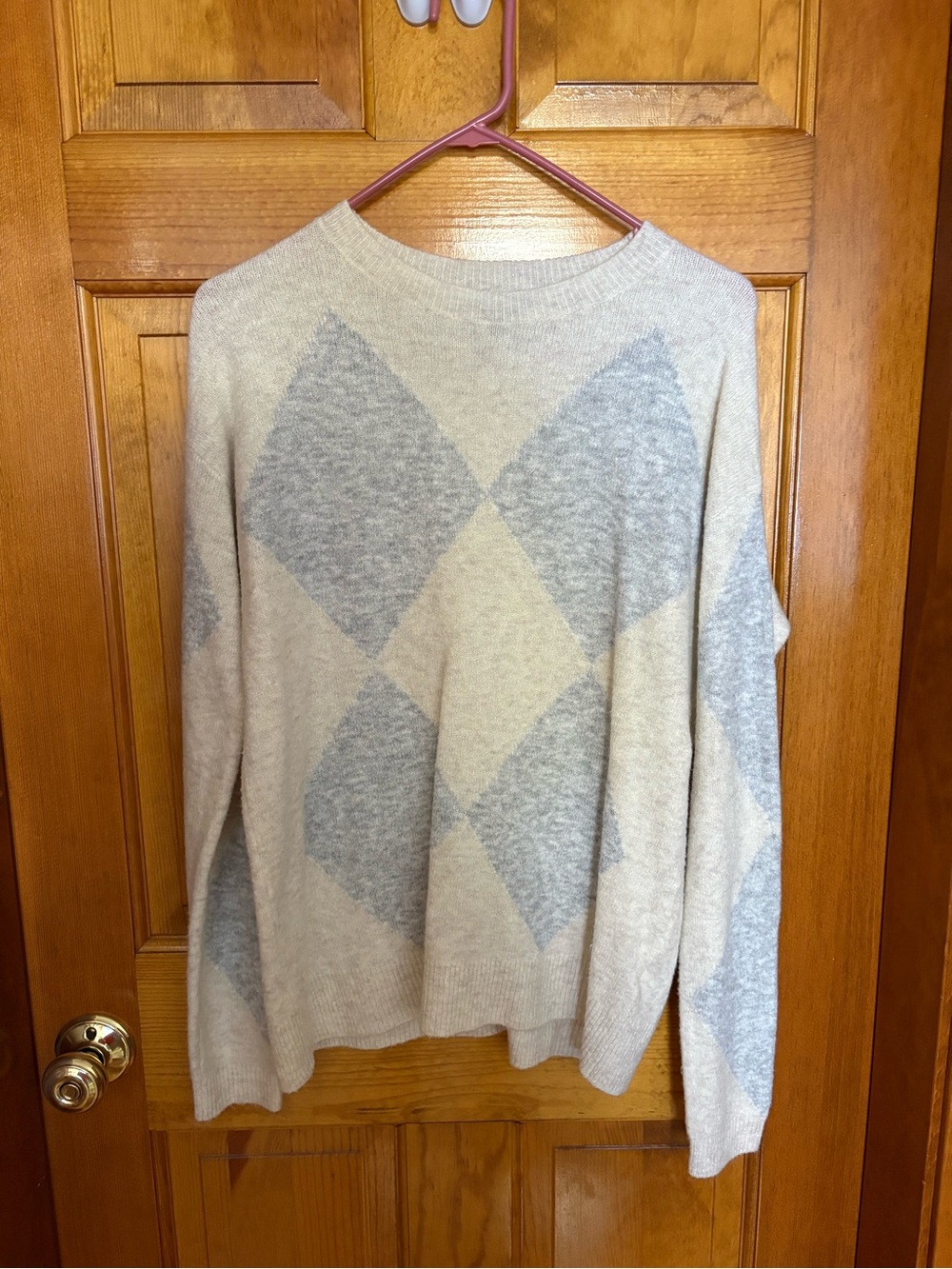 Halogen Cream & Light Gray Argyle Crewneck Sweater